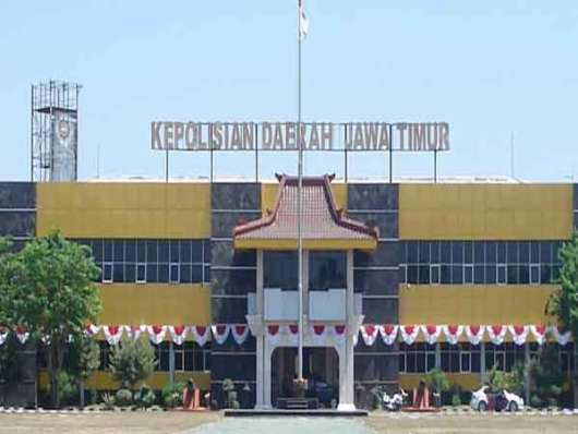 20160508164014kantor-Polda-Jatim