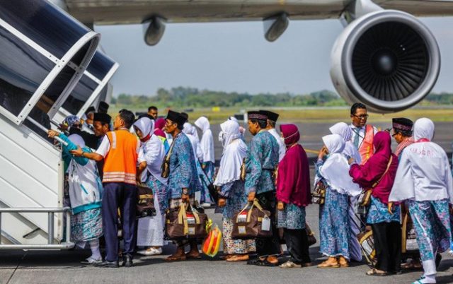 sama-dengan-first-travel-harga-paket-umrah-abu-tours-mengkhawatirkan_c_158255